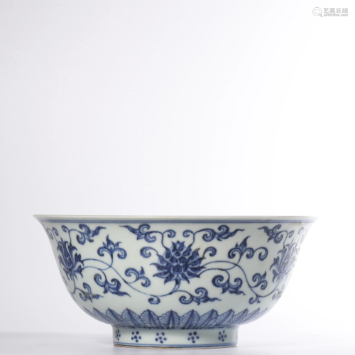 A BLUE AND WHITE BOWL.MARK OF XUANDE