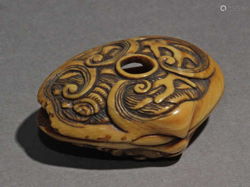 An 18th century manju from Edo period