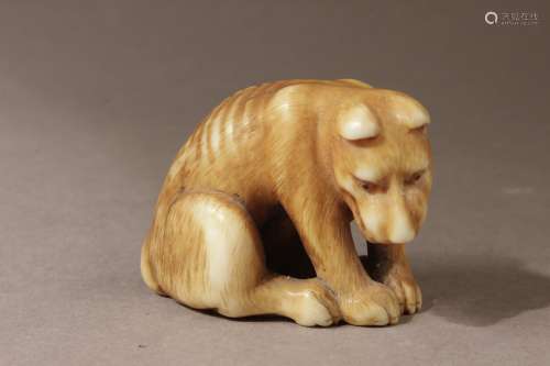 A Japanese netsuke from Edo period circa 1800