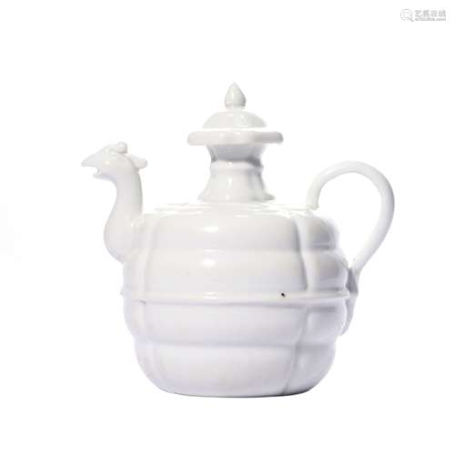 Phoenix Pattern White Kettle