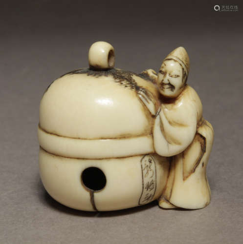 A Japanese netsuke from Edo period circa 1830-1870. Signed H...