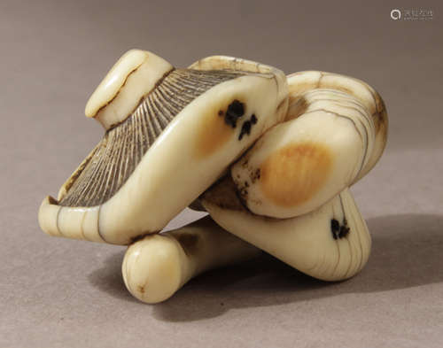 A Japanese netsuke from Edo period circa 1800