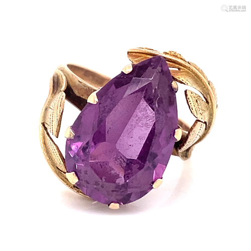 Retro 14k Amethyst Leaf Motif Ring