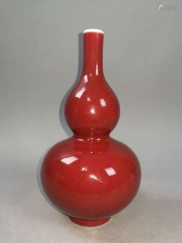 乾隆款红秞葫芦瓶
