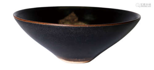 宋 吉州窑 贴树叶纹茶碗
