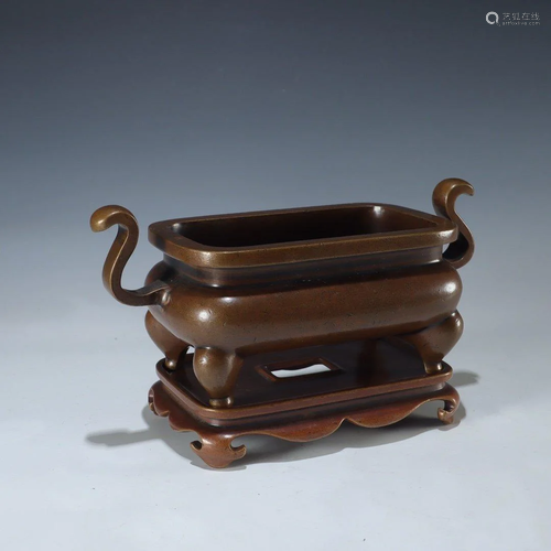 A DOUBLE-EAR SQUARE COPPER CENSER