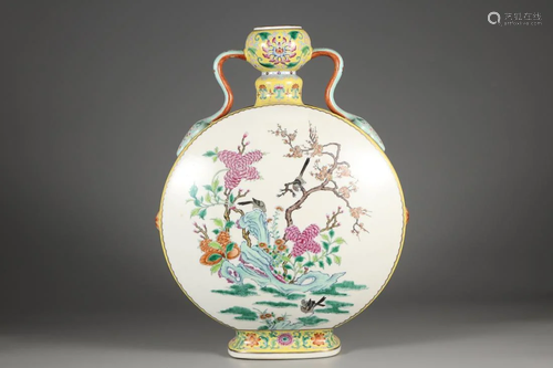 A FAMILLE ROSE 'BIRDS & FLOWERS' MOONFLASK VASE