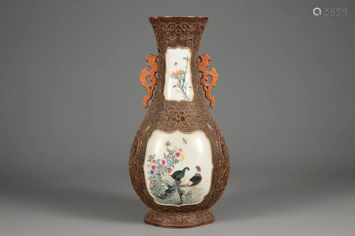 A SAUCE GLAZED FAMILLE ROSE CANTON FLOOR VASE