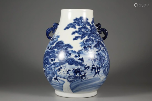 A BLUE AND WHITE PANORAMIC LANDSCAPE ZUN VASE