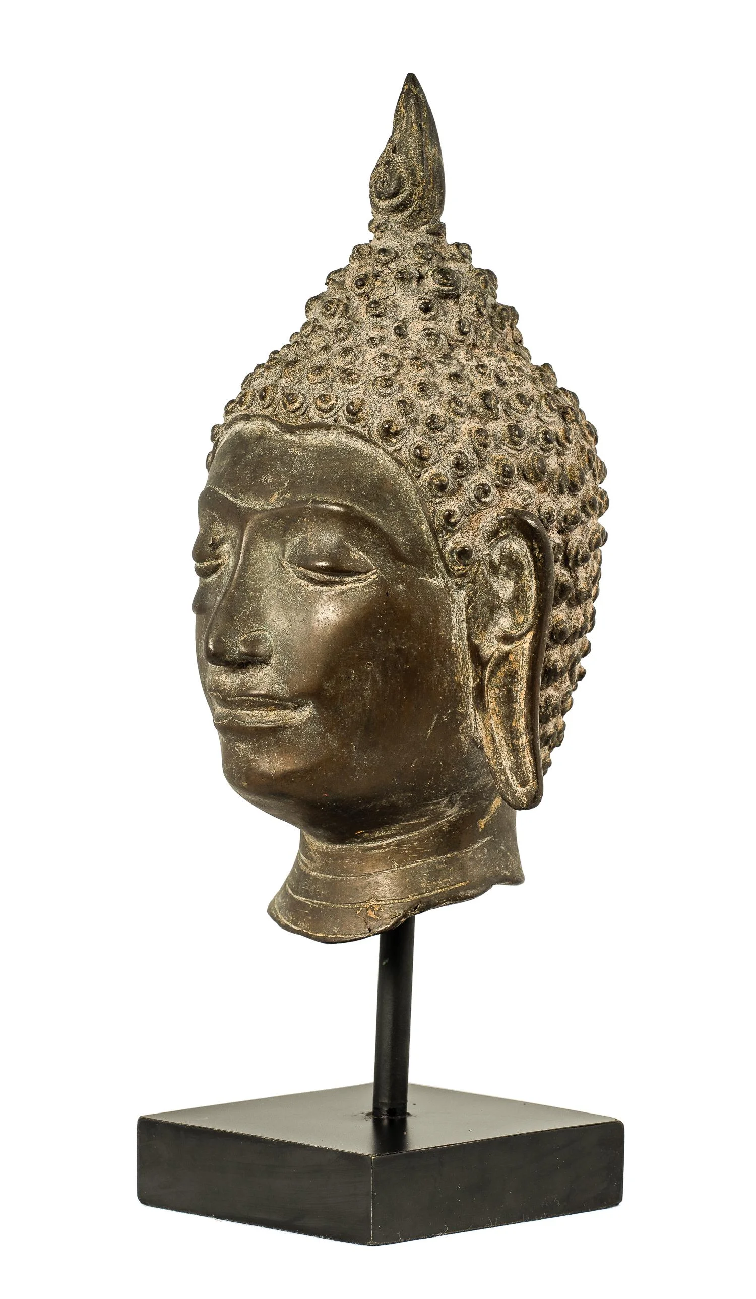 18th century chiang saen mounted bronze buddha head