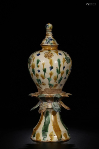 A Chinese San-Cai Glazed Porcelain Stupa
