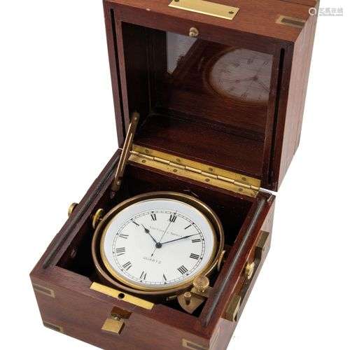 VAN CLEEF & ARPELS, HORLOGE DE BUREAU POUR BATEAU