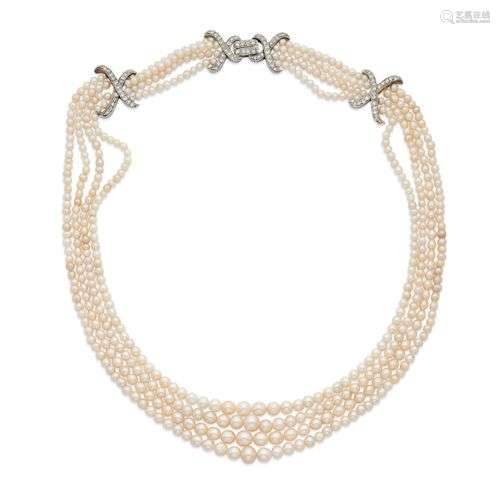 COLLIER EN PLATINE, PERLES FINESET DIAMANTS