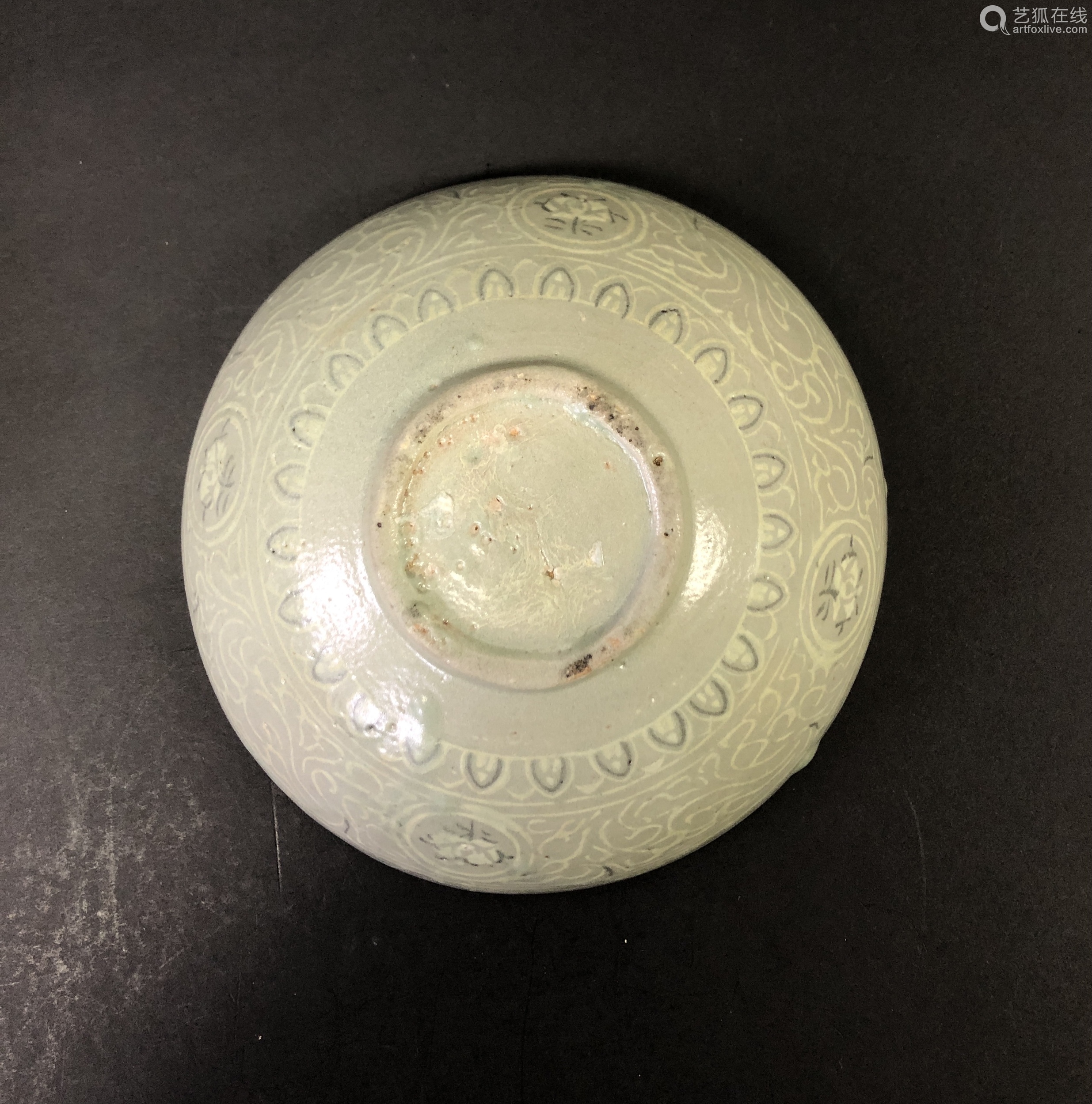 高麗青瓷象嵌花卉紋花口碗 Deal Price Picture 高麗青瓷象嵌花卉紋花口碗 Deal Price Picture