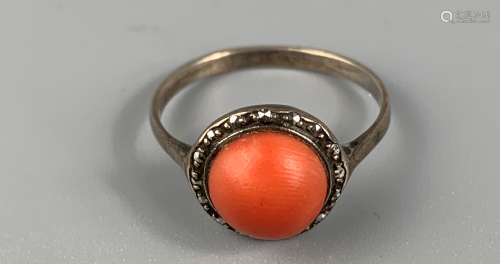 CORAL AND SILVER RING ,WEIGHT 3.3G , UK SIZE R