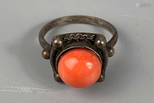 CORAL AND SILVER RING ,WEIGHT 3G , UK SIZE K