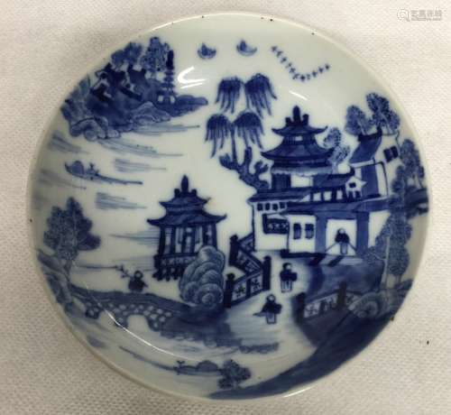 CHINESE BLUE AND WHITE PORCELAIN DISH,D 14CM