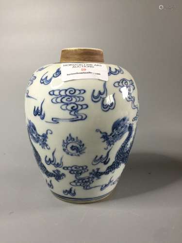 CHINESE BLUE AND WHITE PORCELAIN GINGER JAR HAND PAINTED WIT...