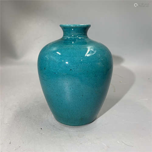 CHINESE BLUE GLAZED VASE,H12CM