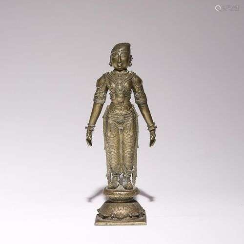 FIGURE EN BRONZE INDIENNE D'UNE DÉITÉ 18e/19e SIÈCLE Moulée,...