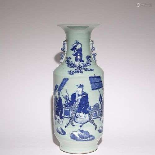 GRAND VASE CHINOIS DE TYPE CELADON-GROUND 