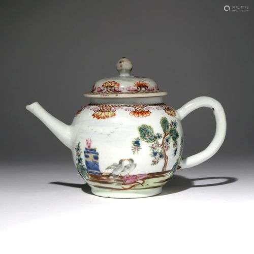 TEAPOT ET COUVERCLE DE LA FAMILLE ROSE DE CHINE 18e SIÈCLE D...