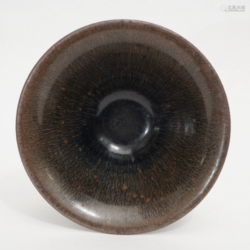 A LARGE JIAN KILN BOWL WITH RABBIT FUR PATTERN