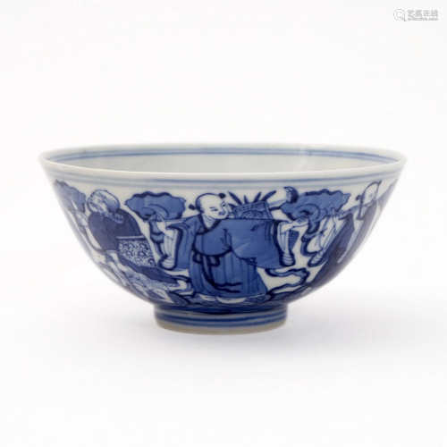 A BLUE AND WHITE BOWL WITH THE EIGHT IMMORTALS PATTERN