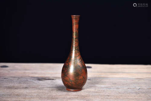 昭和时期洒金皮铜质长颈瓶