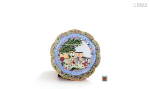 CHINESE ENAMEL PORCELAIN LOBED WASHER