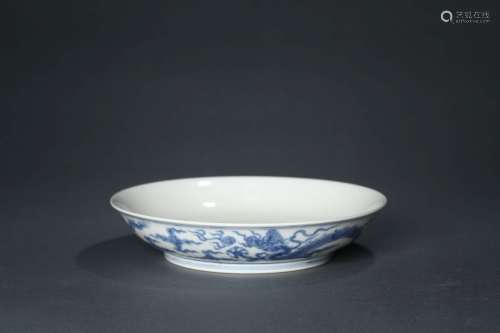 CHINESE BLUE AND WHITE DRAGON DISH