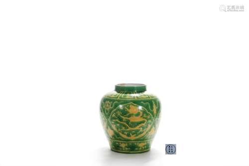 CHINESE GREEN GROUND AND YELLOW ENAMEL DRAGON JAR