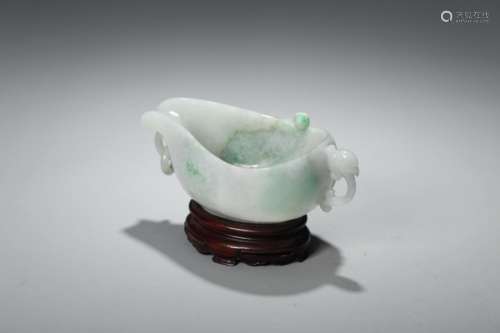 CHINESE CARVED JADEITE CHILONG VESSEL