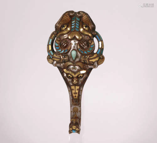 A WARRING STATES PERIOD STYLE BRONZE BELT HOOK