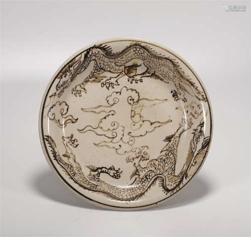 A YUAN STYLE CI ZHOU YAO KILN WHITE PLATE