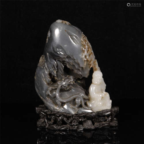 A BLACK AND WHITE INTRICATE DESIGN JADE DISPLAY ORNAMENT