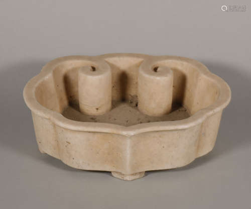 A VINTAGE STONE CARVED PLANTER