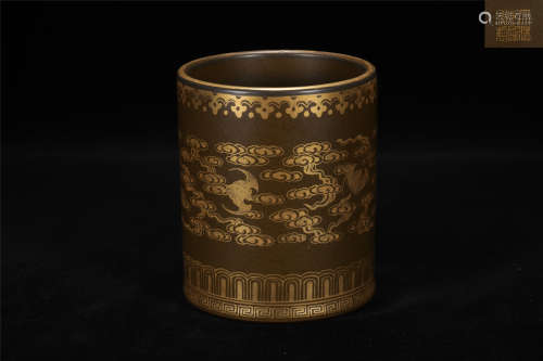 Qing Qianlong style gold painting porcelain brush pot