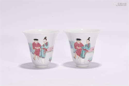 A pair of Qing Yongzheng style famille rose porcelain cups