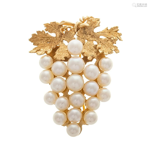 A Pearl Grape Cluster Brooch in 14K