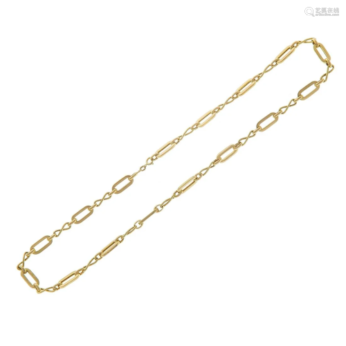 A 14K Yellow Gold Open Link Chain