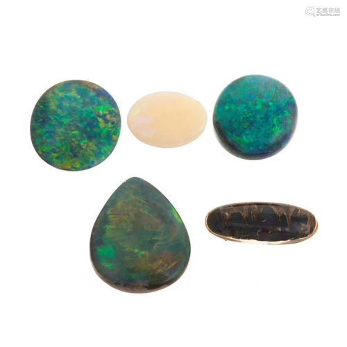 A Collection of 5 Loose Black & Boulder Opals