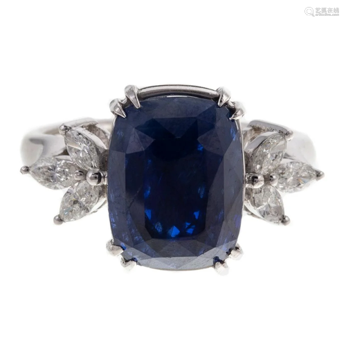 An Unheated 3.00 ct Sapphire & Diamond Ring