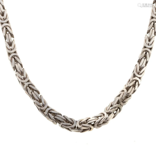 A Saray Sterling Silver Thick Link Necklace
