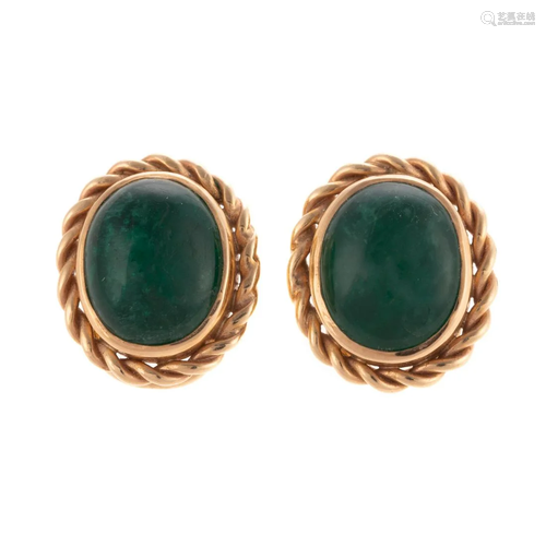 A Pair of 12.00 ctw Emerald Ear Clips in 14K