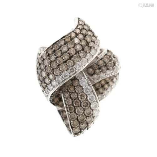 An 18K White Gold Cognac Diamond Ribbon Ring