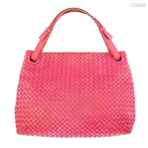 A Bottega Veneta Medium Garda Tote