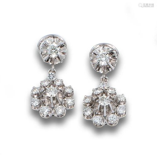 LONG ROSETTE EARRINGS GOLD DIAMONDS 69594