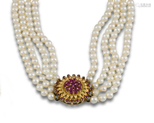 PEARL NECKLACE RUBY CLASP 121