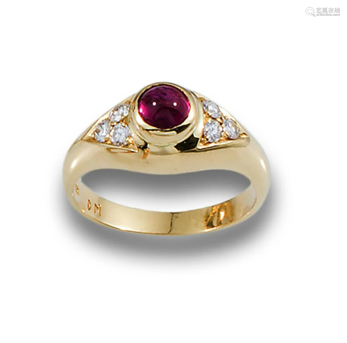 GOLD RING WITH RUBY DIAMONDS